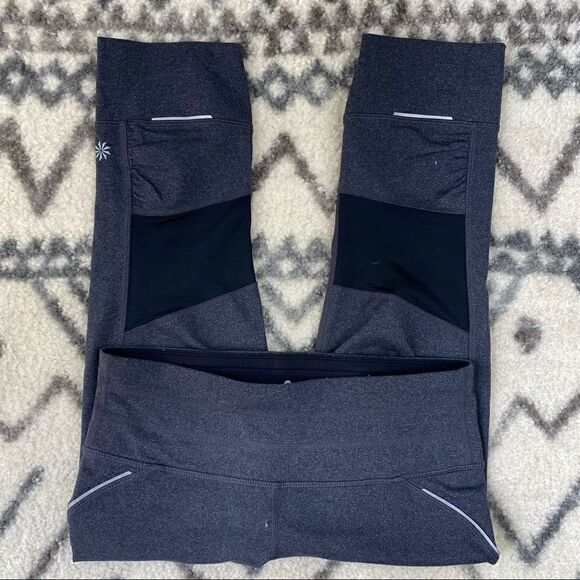 Athleta Cropped Leggings   - Picture 1 of 4